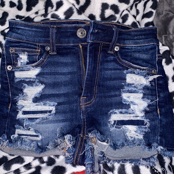 American Eagle Shorts - Picture 3 of 4